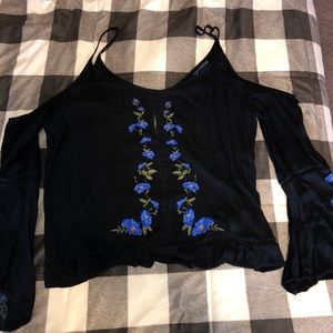 American Eagle open shoulder embroidered top
